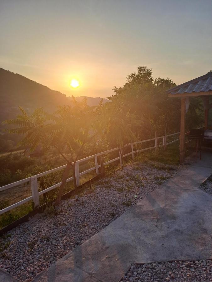 Natural House Visoko Luaran gambar