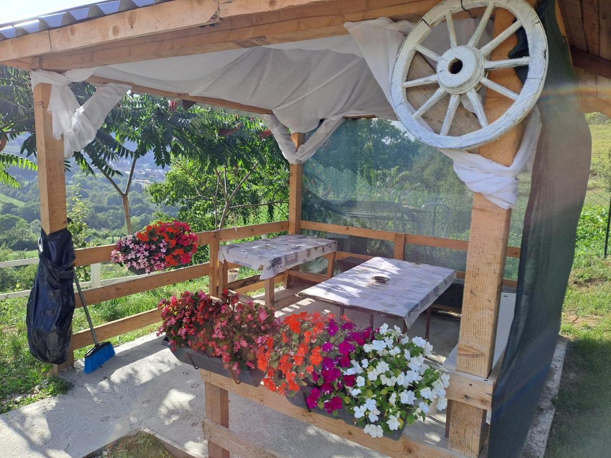 Natural House Visoko Luaran gambar