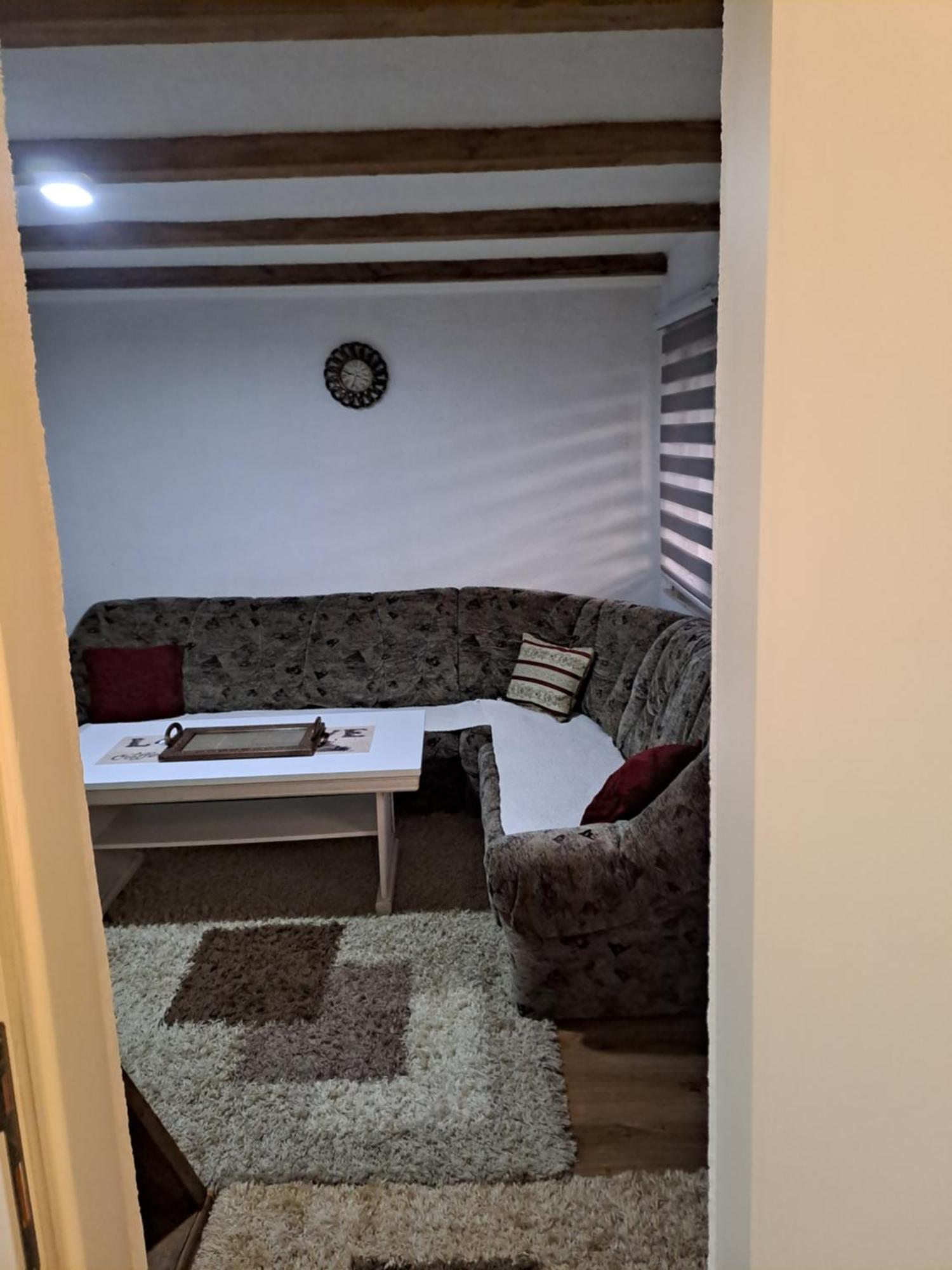 Natural House Visoko Luaran gambar